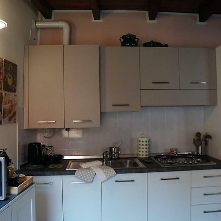 La Scarana Apartment Ферара Екстериор снимка